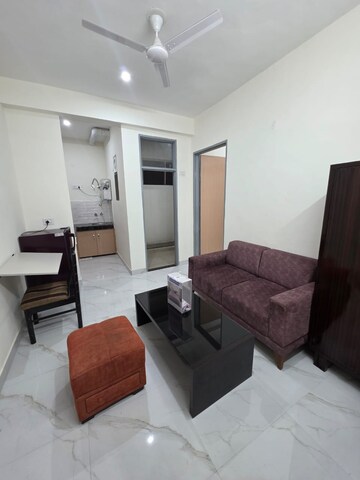 Living Room in 1 BHK Independent House at Sector 52 – for Rent