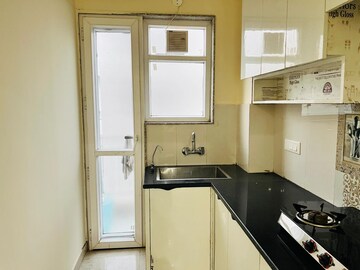 Kitchen in 6 BHK Villa at Sector 25 – for Rent