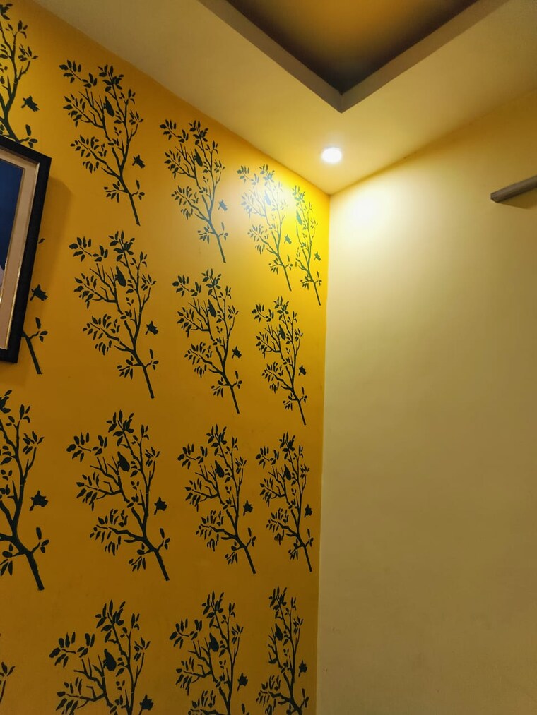 Room, sector 3 6 Bedroom 1500 Sq.Ft. Independent House In Sector 3 Faridabad 9541232