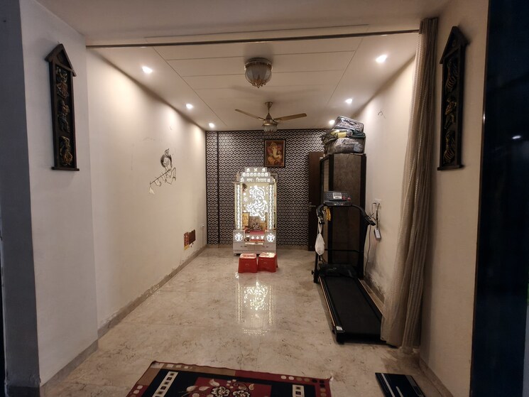 Living Room, parklands 4 Bedroom 418 Sq.Yd. Builder Floor In Sector 85 Faridabad 9541235