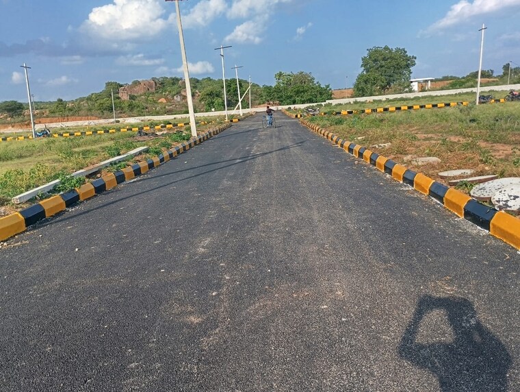 Garden, nature-city-yacharam  1000 Sq.Yd. Plot In Yacharam Hyderabad 9541263