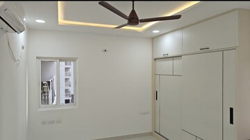 Room in 3 BHK Apartment at Prestige Beverly Hills, Kokapet – for Rent