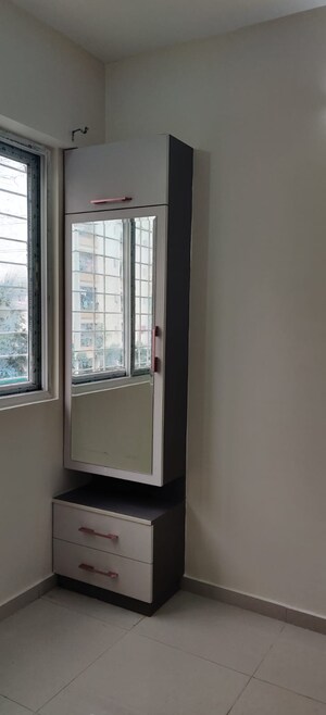 Room in 2 BHK Apartment at INDIS VB City, Bolarum – for Rent