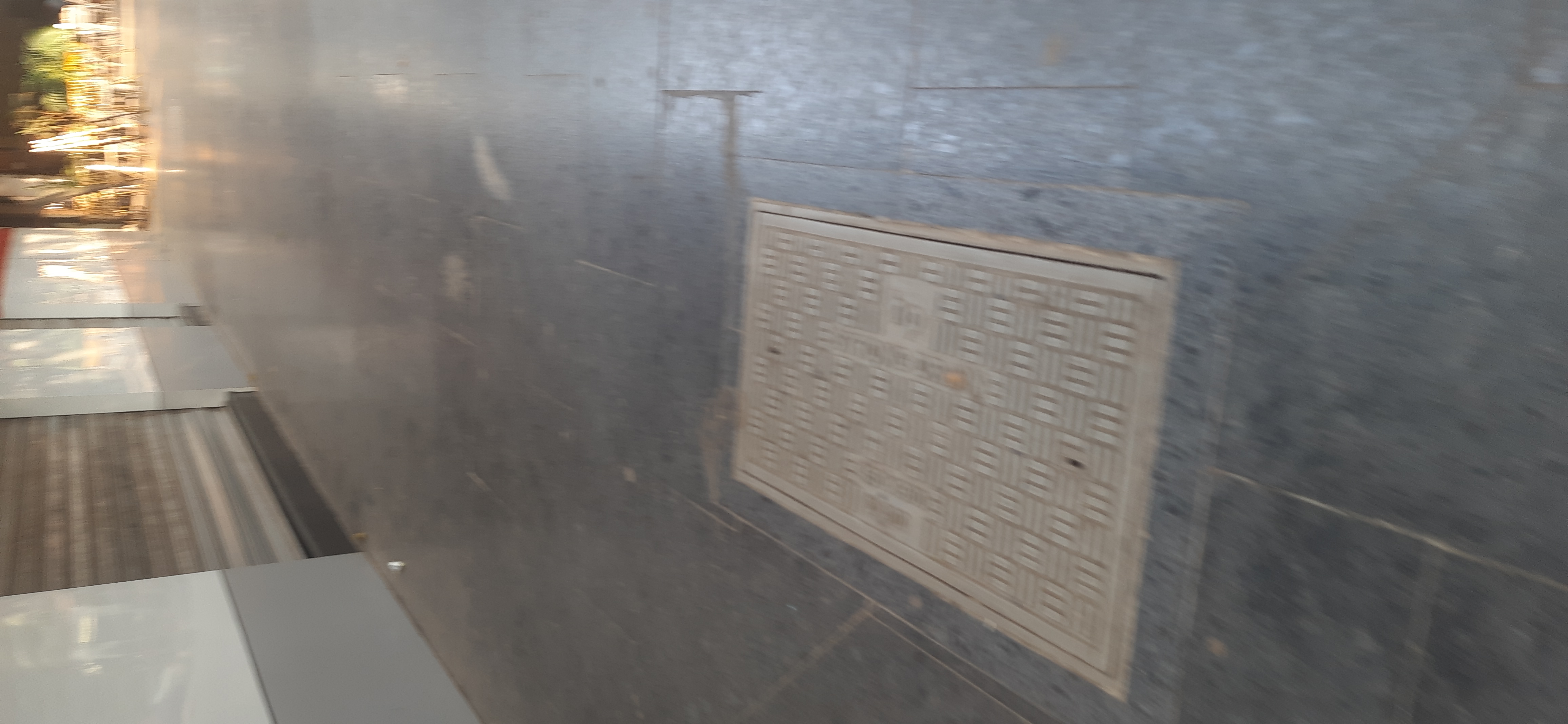 Retail Shop For Rent in Bandra West