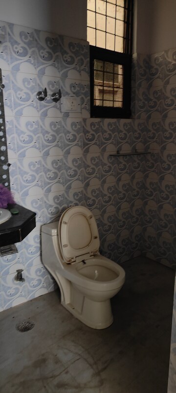 Bathroom in 3 BHK Builder Floor at Ansal API Palam Corporate Plaza, Sector 3 – for Sale