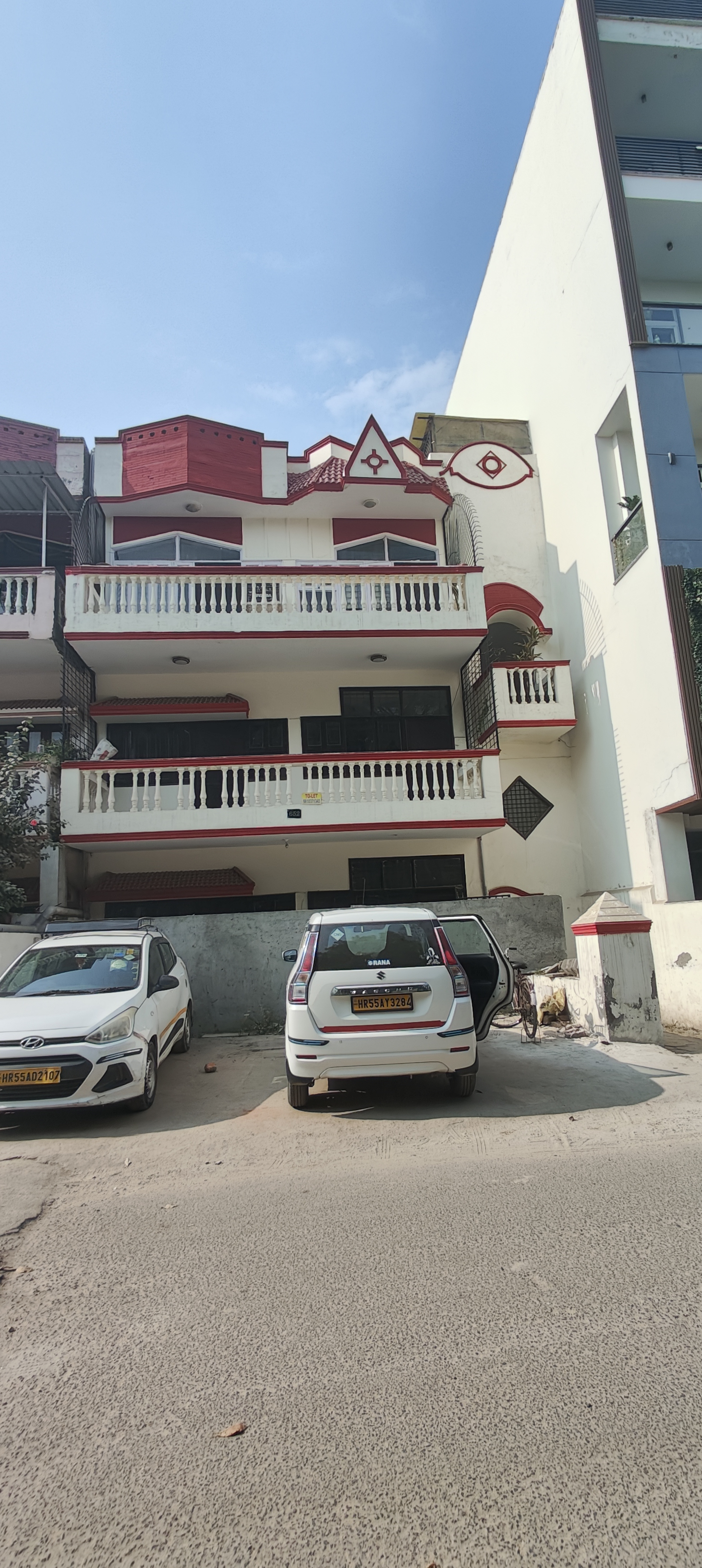 3 BHK + Servant Room 1500 Sq.Ft. Builder Floor in Ansal API Palam Corporate Plaza
