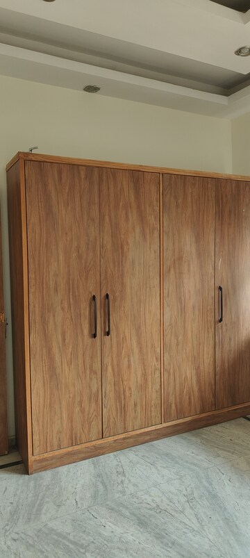 Furnished Amenities in 3 BHK Builder Floor at Ansal API Palam Corporate Plaza, Sector 3 – for Sale