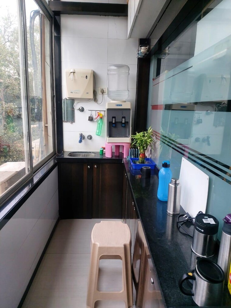 Kitchen, thakkar-industrial-estate Commercial Office Space 510 Sq.Ft. In Worli Mumbai 9541327