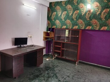 6+ BHK Independent House For Sale in Nungambakkam
