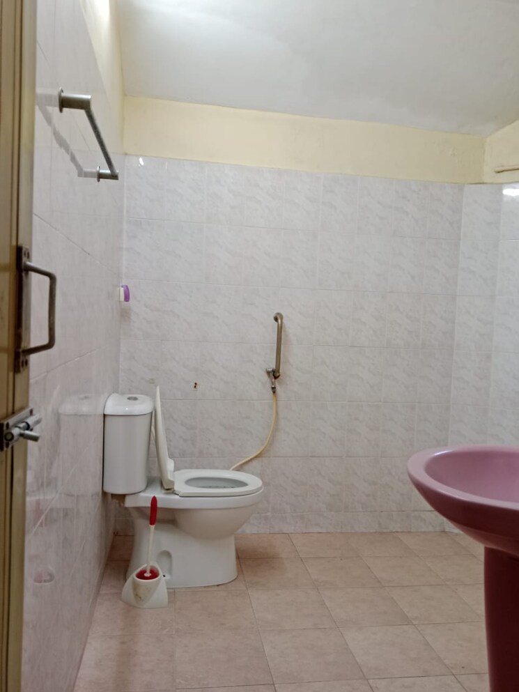 Bathroom, nungambakkam 6+ Bedroom 8896 Sq.Ft. Independent House In Nungambakkam Chennai 9541346