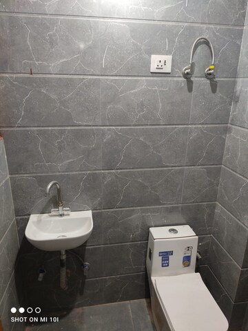 Bathroom in 1 RK Apartment at Palm Residency Chhatarpur, Chattarpur – for Rent