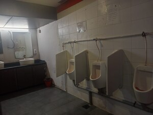  Office Space For Rent in Kohinoor Oceana, Dadar West