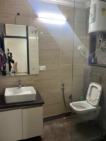 Bathroom in 2 BHK Builder Floor at South Extension ii – for Rent