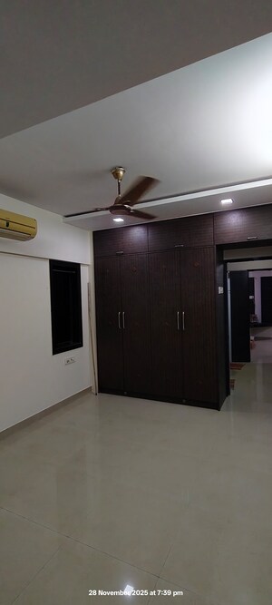 Room in 1 BHK Apartment at Bhandup East – for Rent