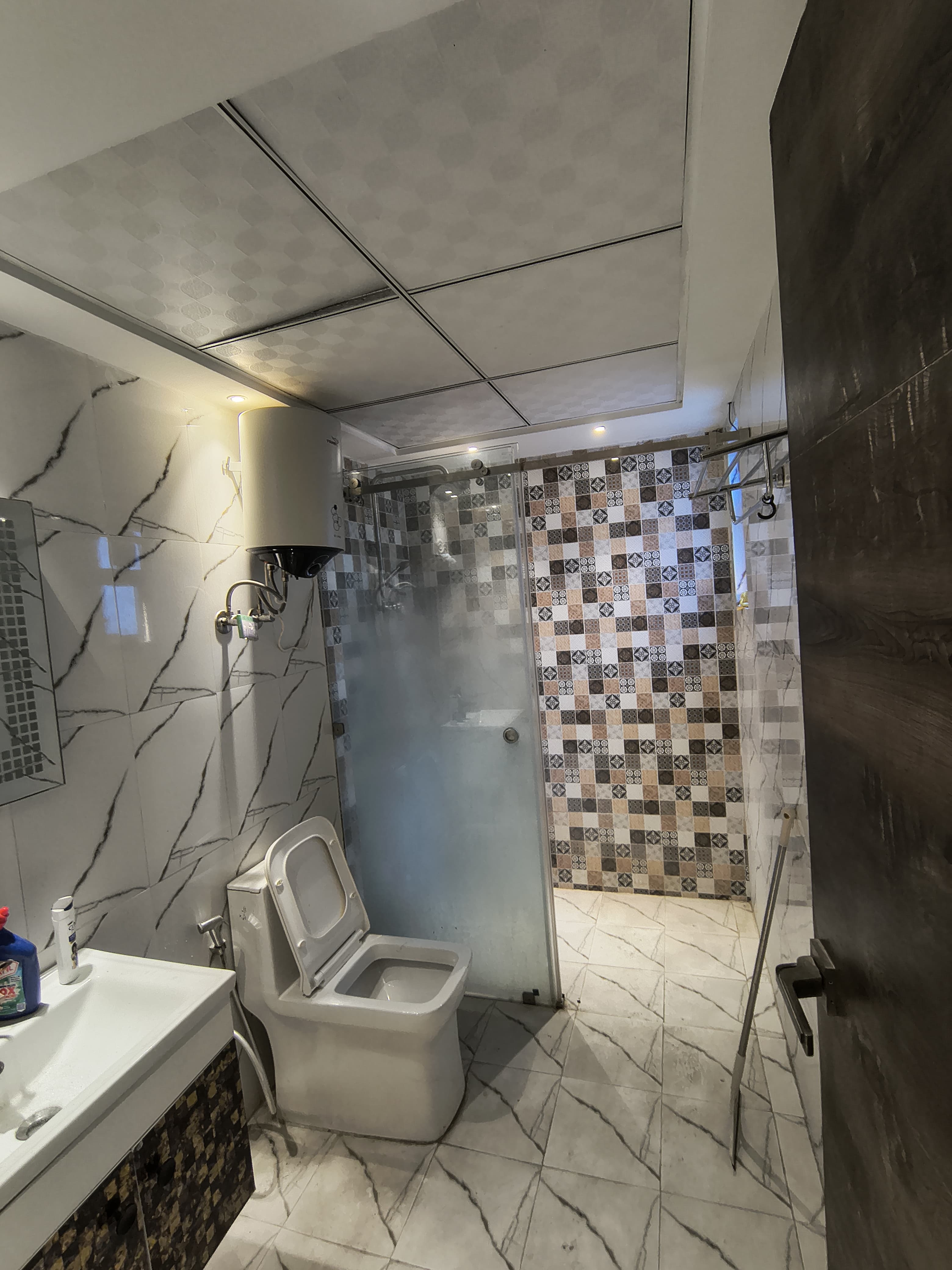 3 BHK + Pooja Room Builder Floor For Rent in RWA Apartments Sector 45