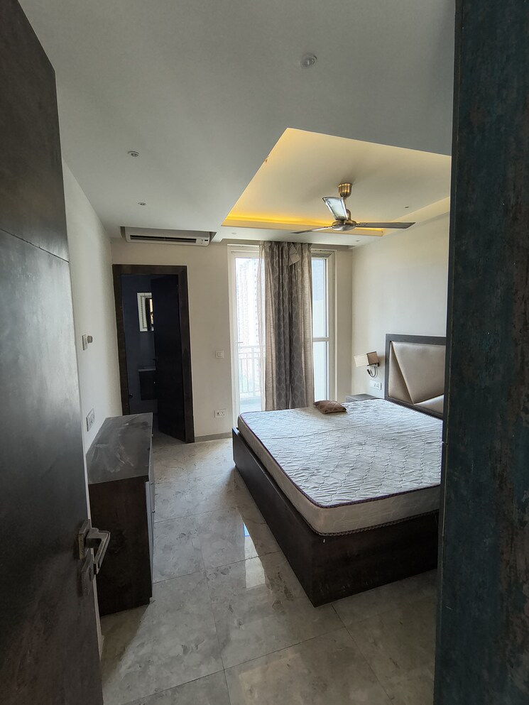 Bedroom, rwa-apartments-sector-45 3 Bedroom 300 Sq.Mt. Builder Floor In Sector 45 Noida 9541363