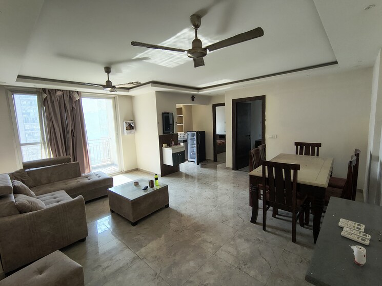 Living Room, rwa-apartments-sector-45 3 Bedroom 300 Sq.Mt. Builder Floor In Sector 45 Noida 9541363