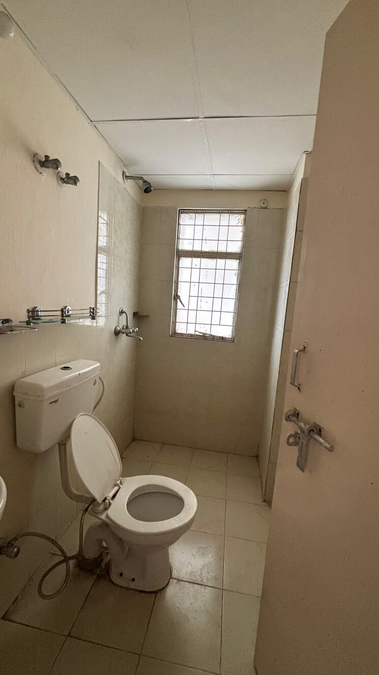 Bathroom, conscient-habitat 2 Bedroom 484 Sq.Ft. Apartment In Sector 99a Gurgaon 9541380