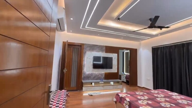 Master Bedroom, sector 4 wave city 6+ Bedroom 362 Sq.Yd. Villa In Sector 4 Wave City Ghaziabad 9541411