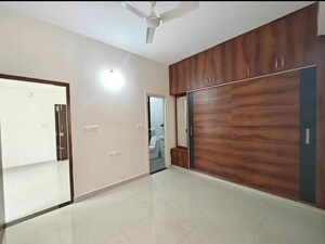 Room in 1 BHK Builder Floor at Hsr Layout – for Rent