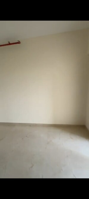 Room in 4 BHK Apartment at Mahavir Square, Manpada – for Rent