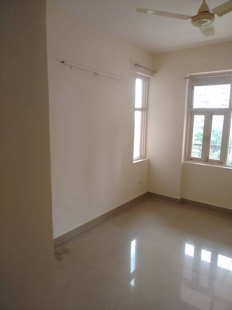 Room, emaar-gurgaon-greens 3 Bedroom 1650 Sq.Ft. Apartment In Sector 102 Gurgaon 9541438