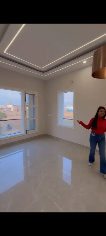 Room in 4 BHK Independent House at Sunny Enclave – for Sale