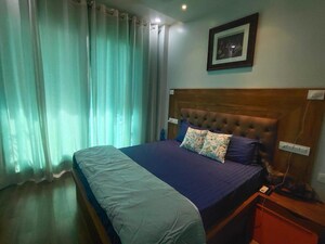 Bedroom in 6 BHK Villa at Mansarovar Extension – for Sale