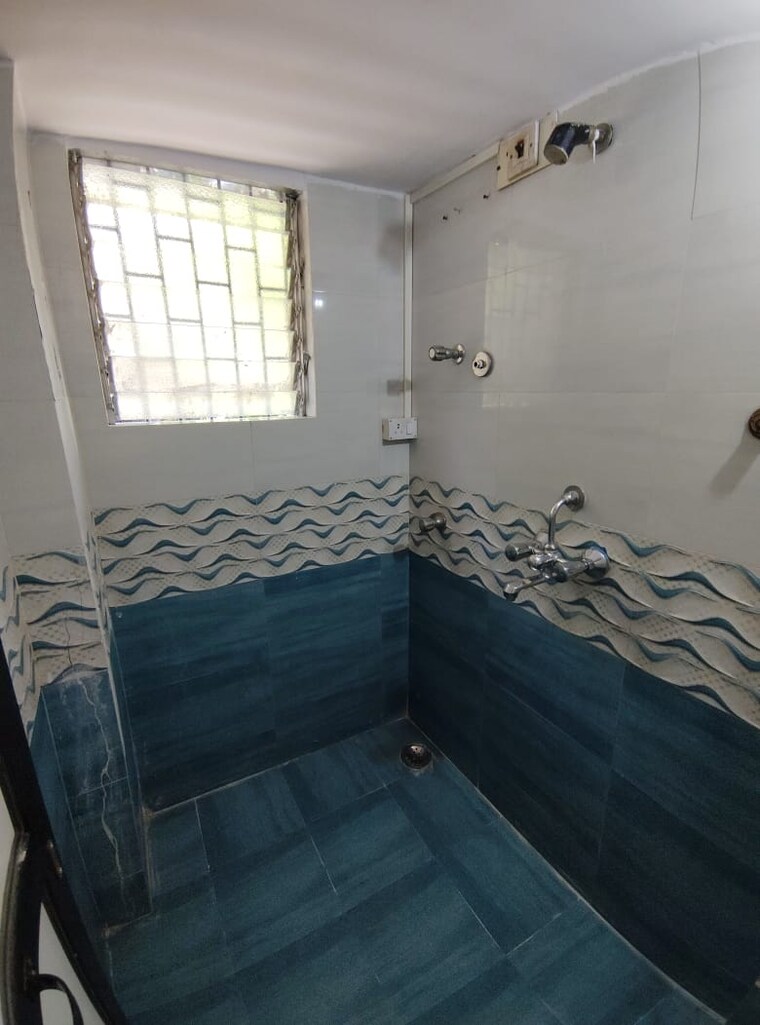 Attached Bathroom, rashmi-complex-teen-hath-naka 1 Bedroom 452 Sq.Ft. Apartment In Dharamveer Nagar Thane 9541495