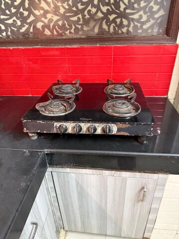 Parking in 2 BHK Builder Floor at Govindpuri – for Rent