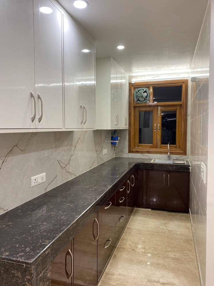 Kitchen, hero-homes-gurgaon 3 Bedroom 1689 Sq.Ft. Apartment In Sector 104 Gurgaon 9541572