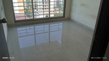 Room in 2 BHK Apartment at Radiant Sapphire, Ulwe – for Rent