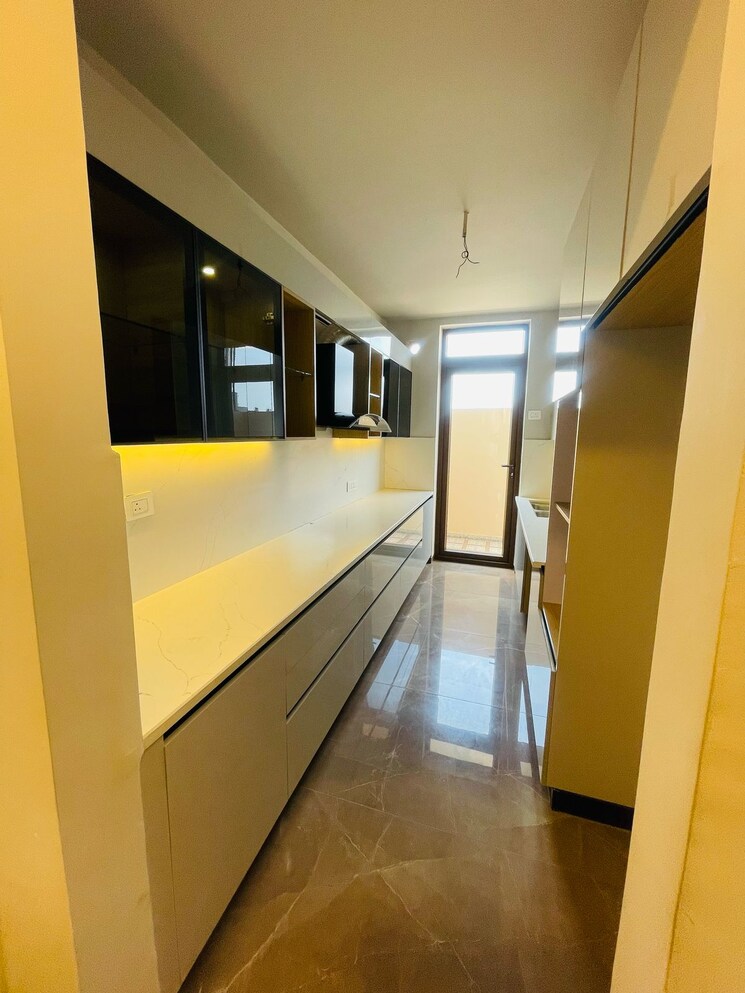 Kitchen, gmada aerocity 4 Bedroom 2701 Sq.Ft. Villa In Gmada Aerocity Zirakpur 9541693