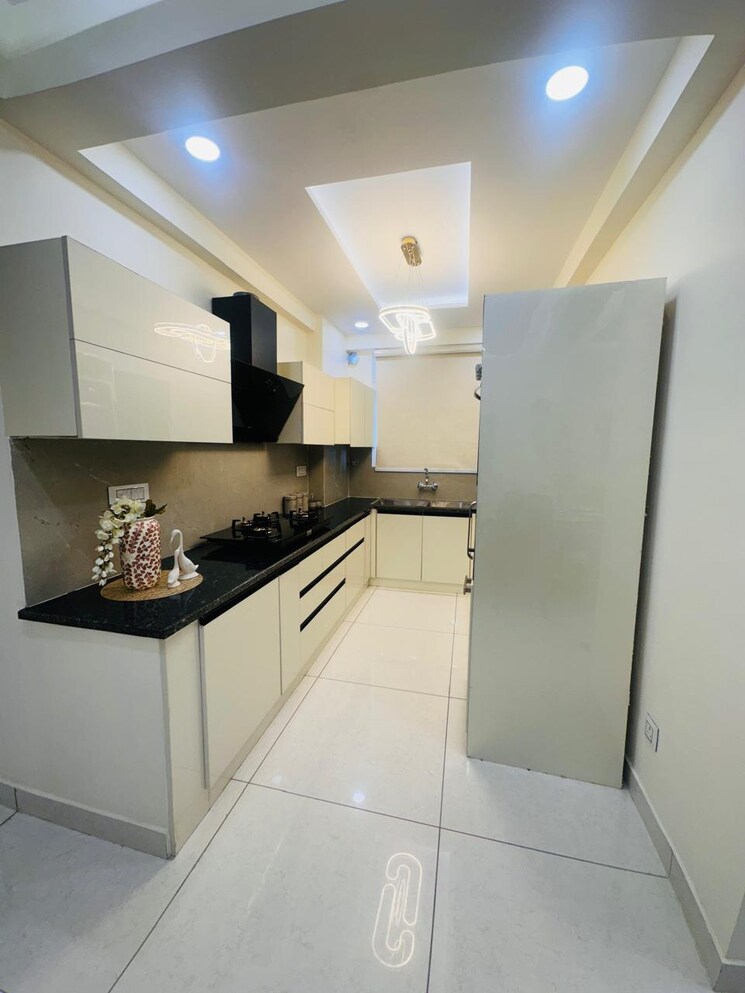 Kitchen, the-suman-marvelous 3 Bedroom 1750 Sq.Ft. Apartment In Ramgarh Bhudda Zirakpur 9541748