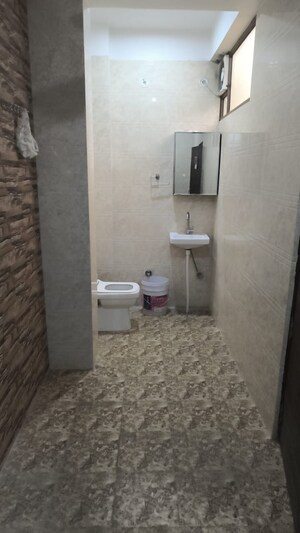 Bathroom in Studio Apartment at Malviya Nagar – for Rent