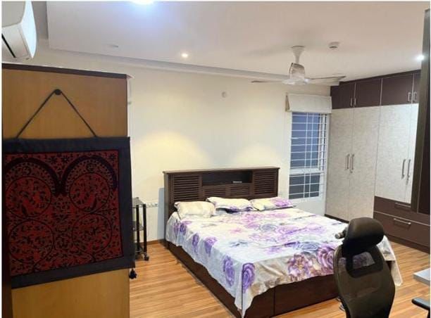 3 BHK + Pooja Room 1900 Sq.Ft. Apartment in Marina Skies