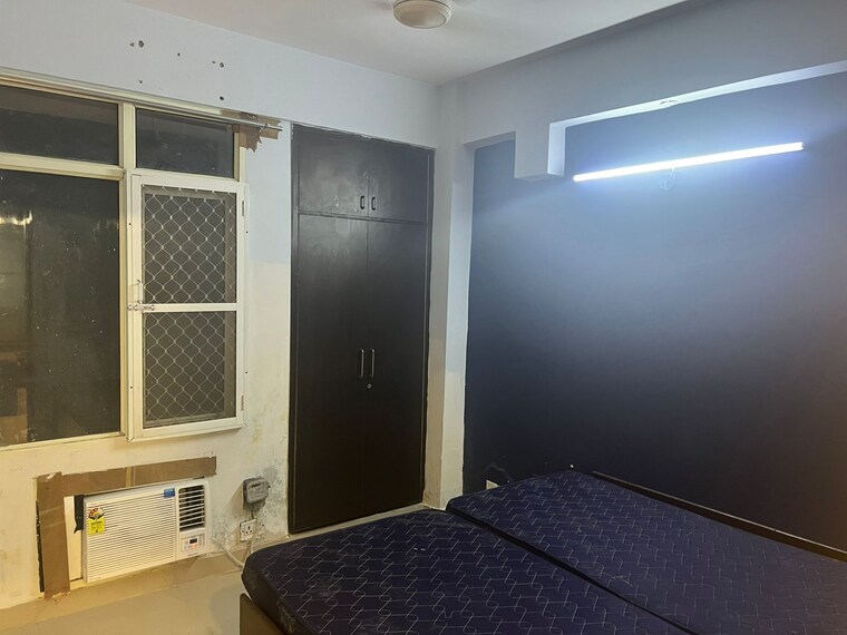 Room, sector 1 greater noida 2 Bedroom 1200 Sq.Ft. Builder Floor In Sector 1 Greater Noida Greater Noida 9541859