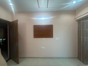 Room in 3 BHK Builder Floor at Sector 51 – for Rent