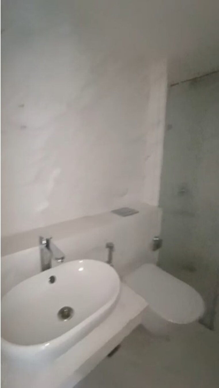 Bathroom, new-cuffe-parade 2.5 Bedroom 1238 Sq.Ft. Apartment In Wadala Mumbai 9541873