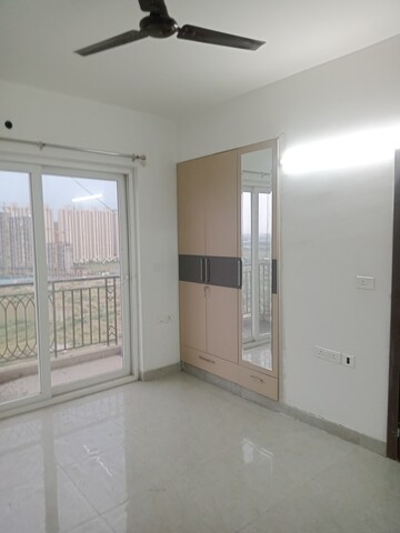 Room in 3 BHK Apartment at ATS Le Grandiose, Sector 150 – for Rent