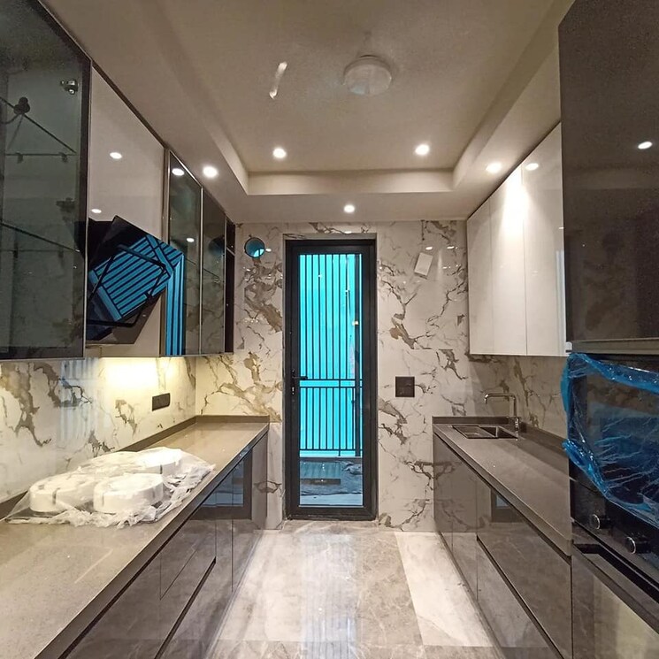 undefined, dlf-royale-residences 3.5 Bedroom 1500 Sq.Ft. Builder Floor In Dlf Phase I Gurgaon 9541997