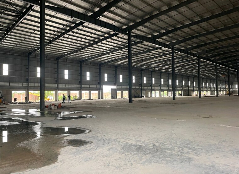  Parking, tatisilwai Commercial Warehouse 100000 Sq.Ft. In Tatisilwai Ranchi 9542029