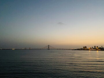 4 BHK Apartment – Exterior View View at Makhdoom Sea Palace, Mahim - for Sale