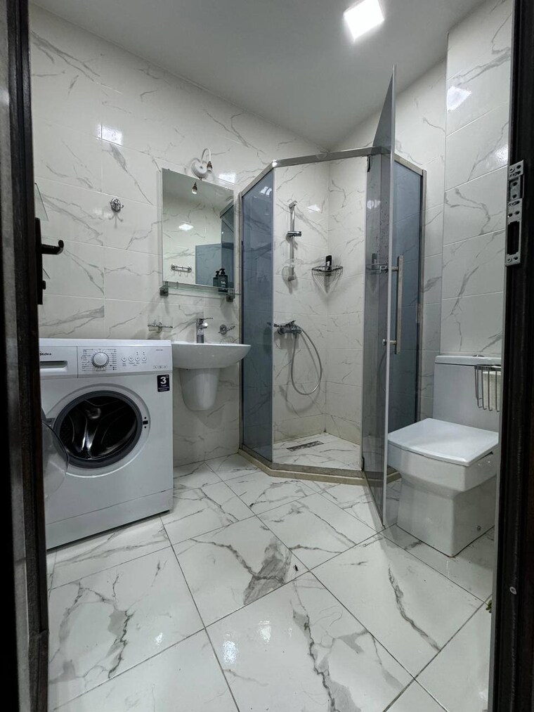 Bathroom, shapoorji-pallonji-joyville-phase-2 2 Bedroom 915 Sq.Ft. Apartment In Sector 102 Gurgaon 9542078