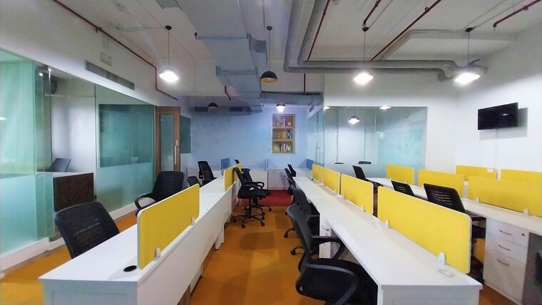 Team Area, wakadewadi Commercial Office Space 2300 Sq.Ft. In Wakadewadi Pune 9542089