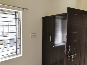 Furnished Amenities in 2 BHK Apartment at Manikonda – for Rent