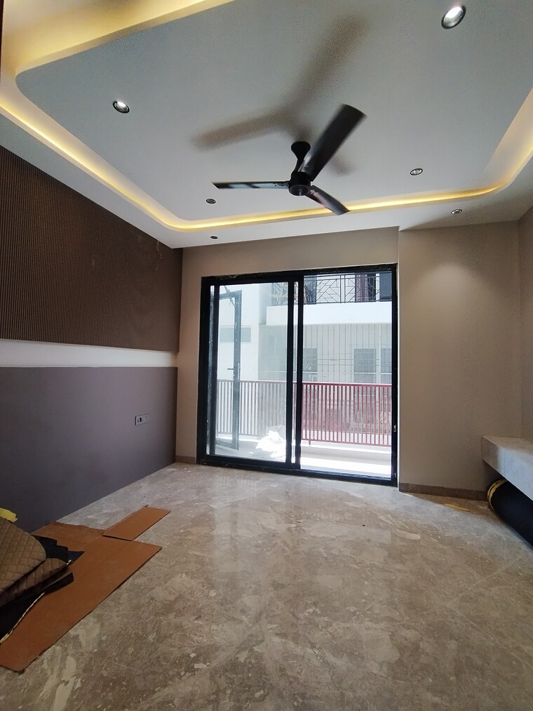 Room, sector 52 3 Bedroom 1850 Sq.Ft. Builder Floor In Sector 52 Gurgaon 9542188