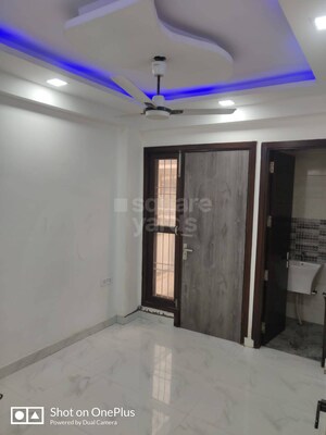 Room in 4 BHK Builder Floor at Vasundhara Sector 1 – for Sale