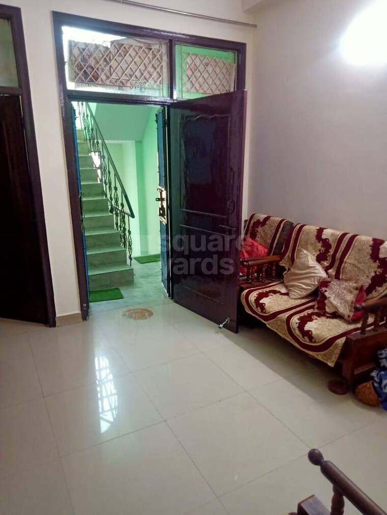 Other, vasundhara sector 1 4 Bedroom 183 Sq.Yd. Builder Floor In Vasundhara Sector 1 Ghaziabad 9542165