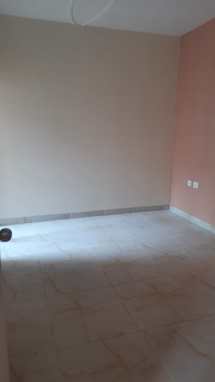 Room, ska-metro-ville 2 Bedroom 920 Sq.Ft. Apartment In Eta Ii Greater Noida Greater Noida 9542195